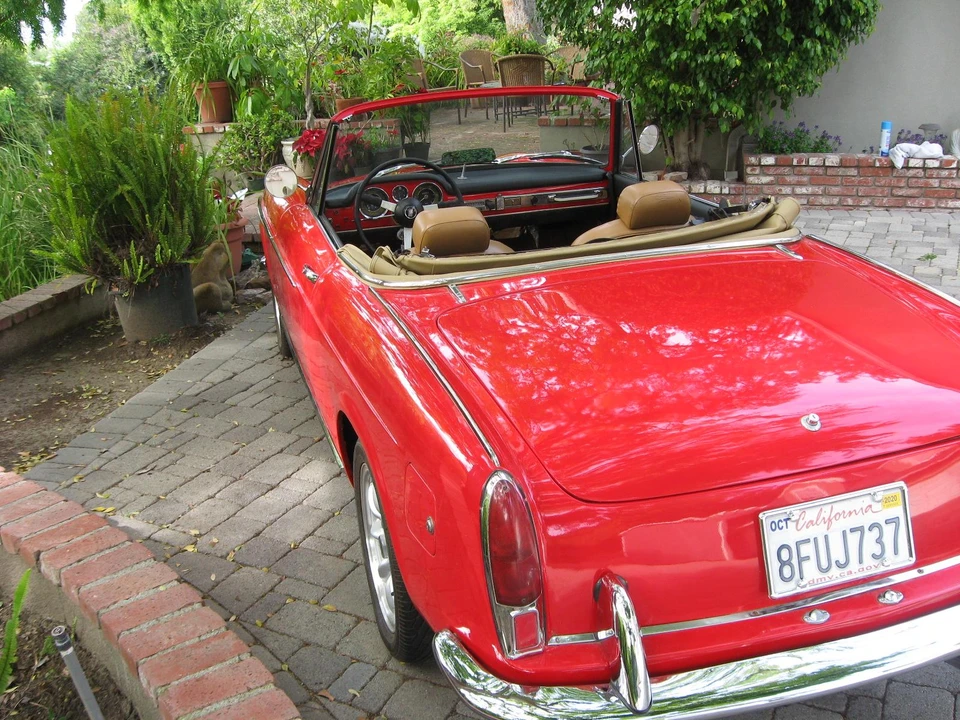 1964 Fiat Pininfarina Coupe & Cabriolet 2nd Gen - Image 15 of 31