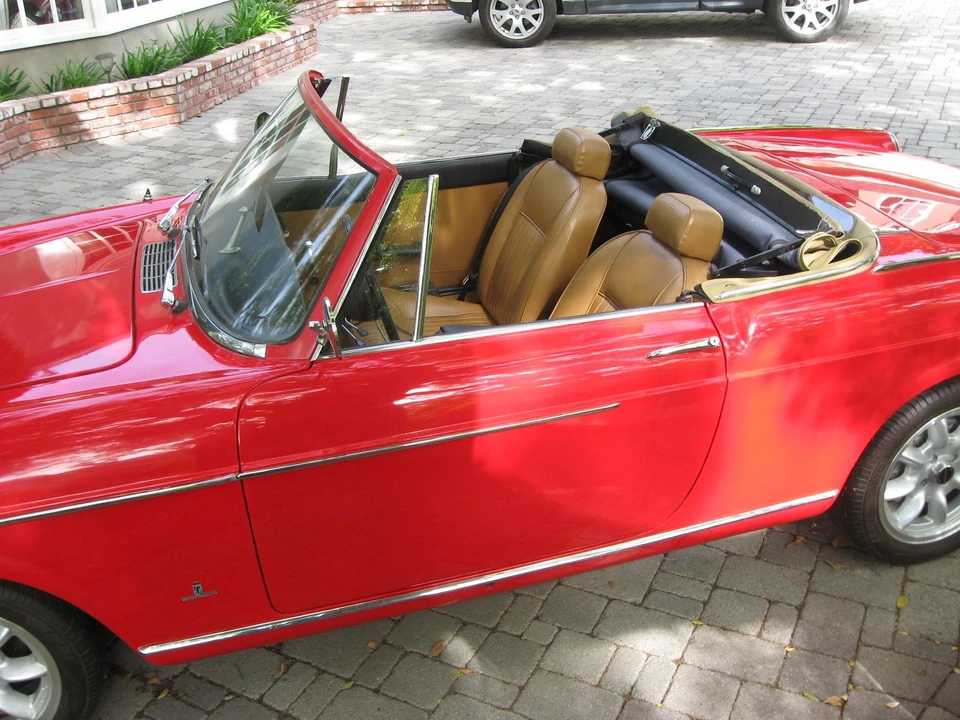 1964 Fiat Pininfarina Coupe & Cabriolet 2nd Gen - Image 16 of 31