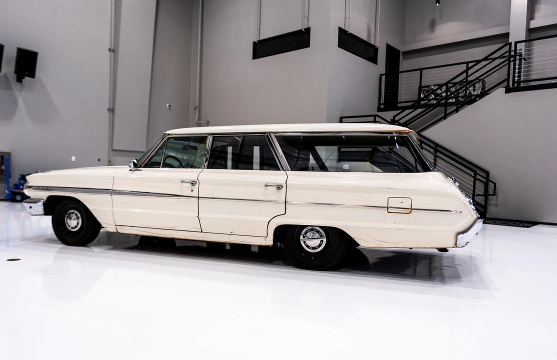 1964 Ford Country Sedan - Image 27 of 31