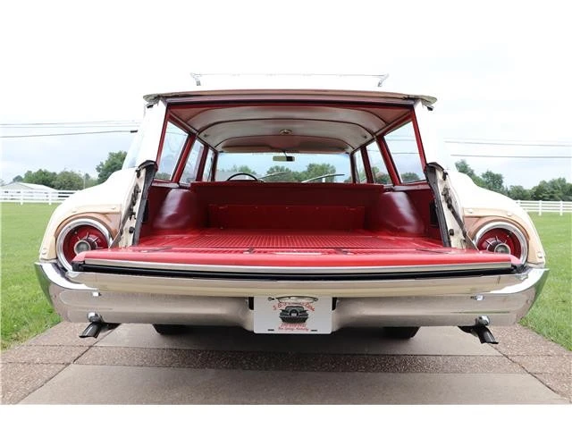 1964 Ford Country Squire - Image 10 of 21