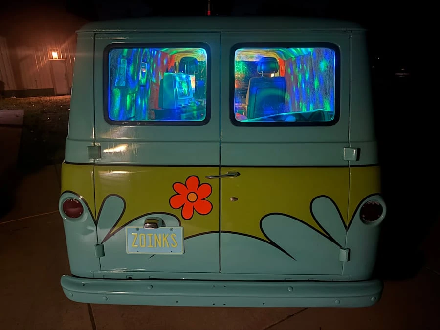 1964 Ford Econoline Van - Image 24 of 29