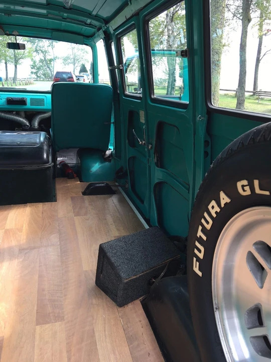 1964 Ford Econoline Van - Image 22 of 31