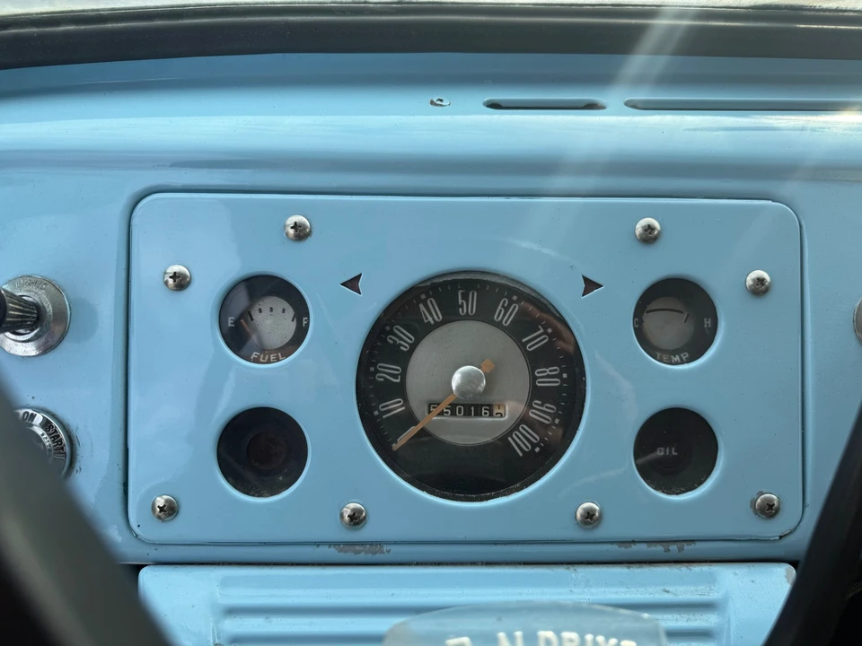 1964 Ford Econoline Van - Image 29 of 31
