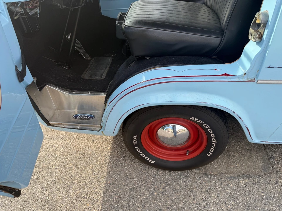 1964 Ford Econoline Van - Image 26 of 31
