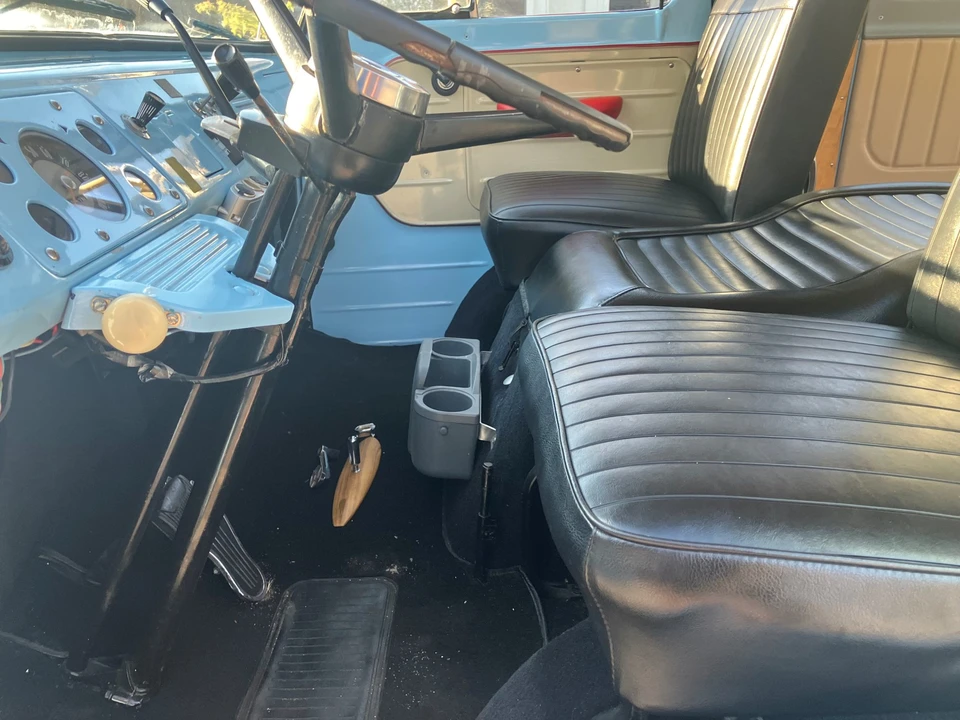 1964 Ford Econoline Van - Image 24 of 31