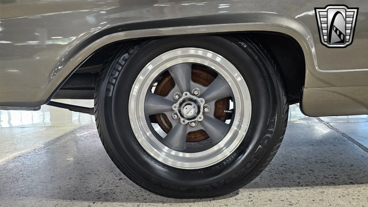 1964 Ford Fairlane 5th Gen - Image 9 of 21