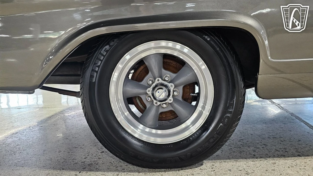 1964 Ford Fairlane 4th Gen - Image 29 of 31