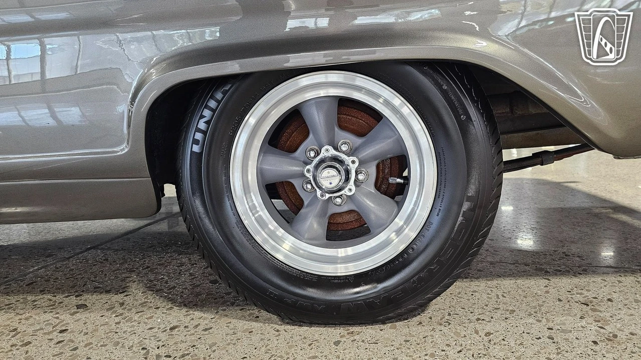 1964 Ford Fairlane 4th Gen - Image 27 of 31