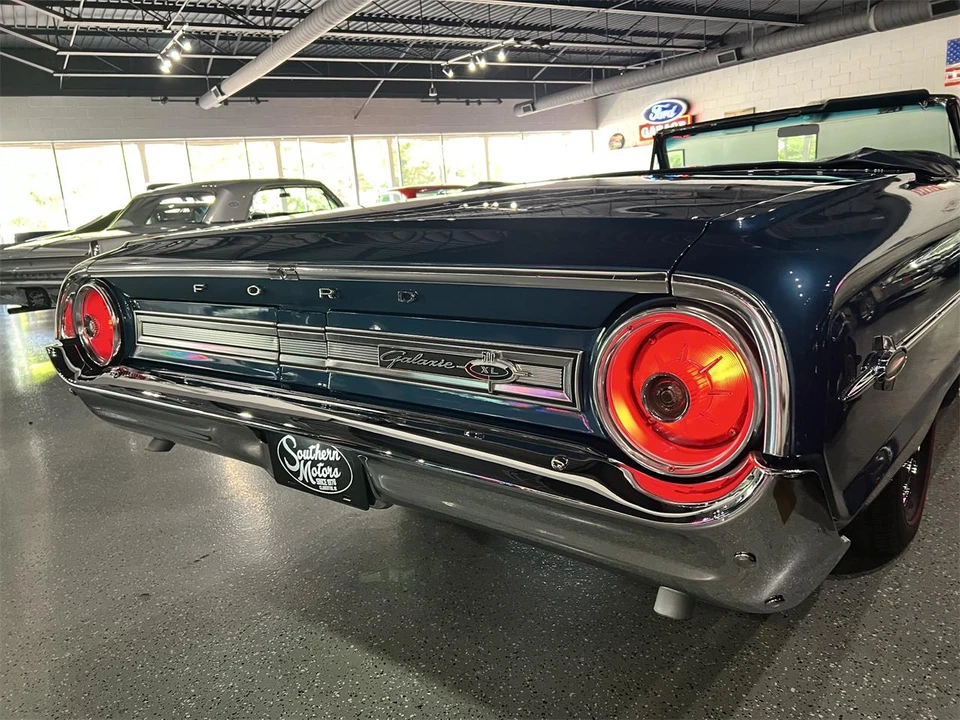 1964 Ford Galaxie 2nd Gen - Image 25 of 31