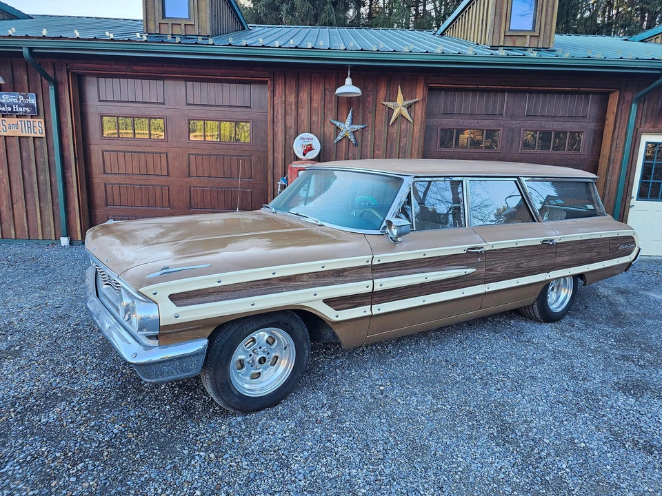 1964 Ford Country Squire - Image 4 of 31