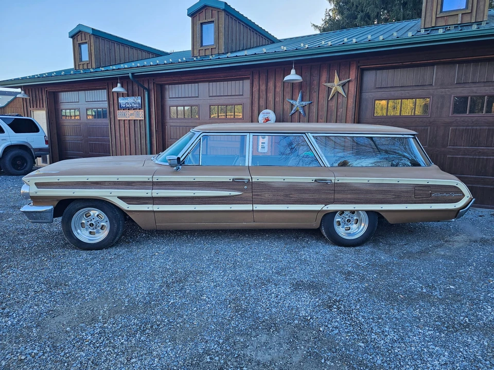 1964 Ford Country Squire - Image 10 of 31