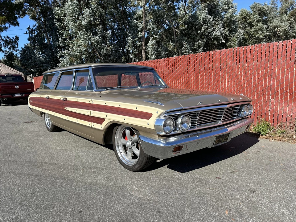 1964 Ford Country Squire - Image 11 of 31
