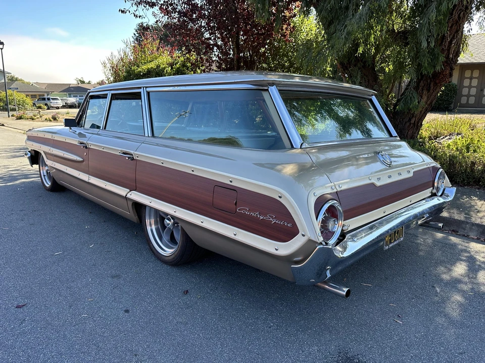 1964 Ford Country Squire - Image 8 of 31