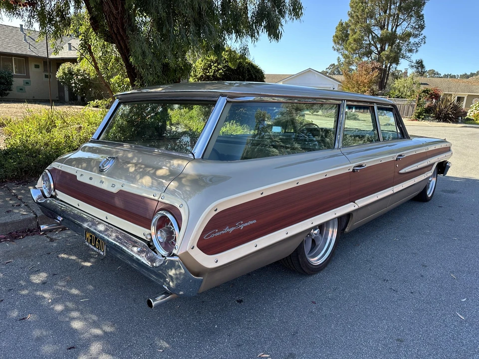 1964 Ford Country Squire - Image 9 of 31