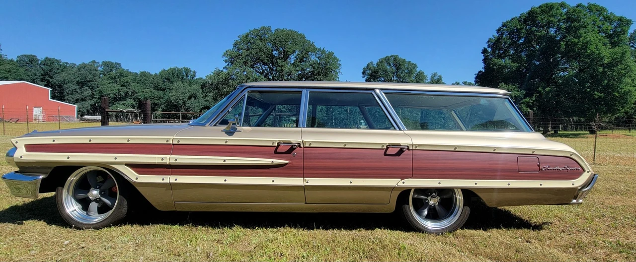1964 Ford Country Squire - Image 8 of 31
