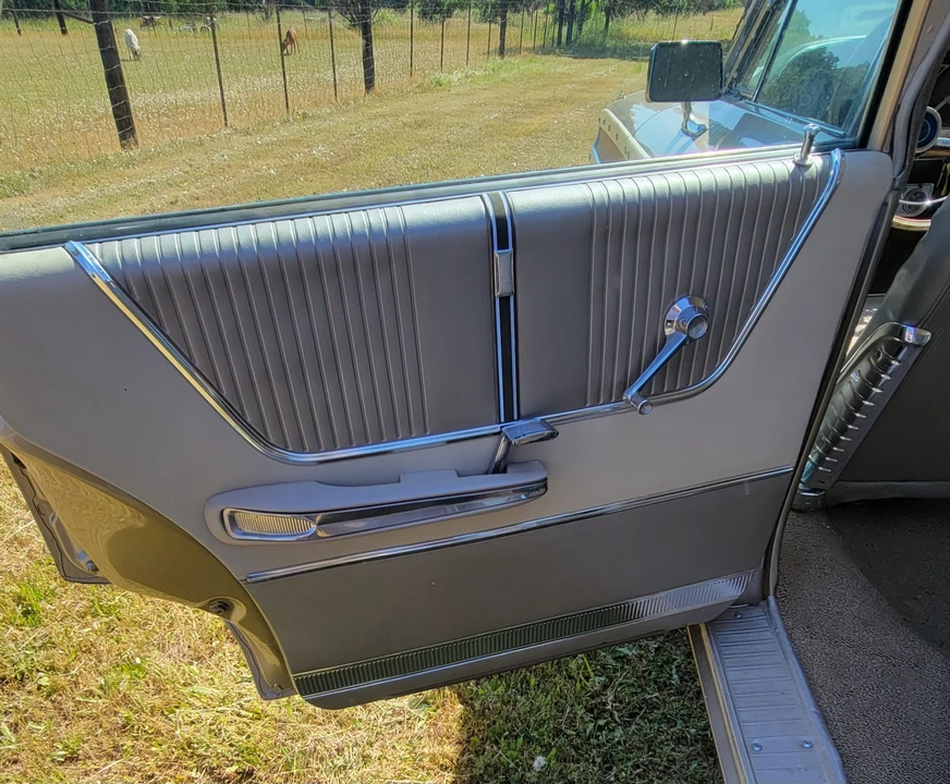 1964 Ford Country Squire - Image 15 of 31