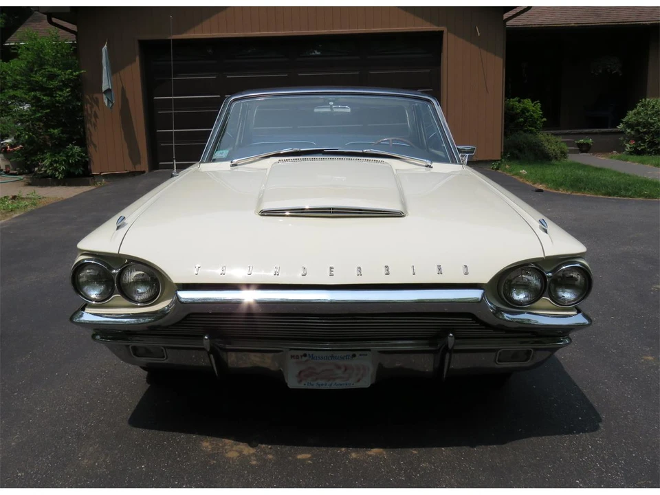 1964 Ford Thunderbird 4th Gen - Image 5 of 31