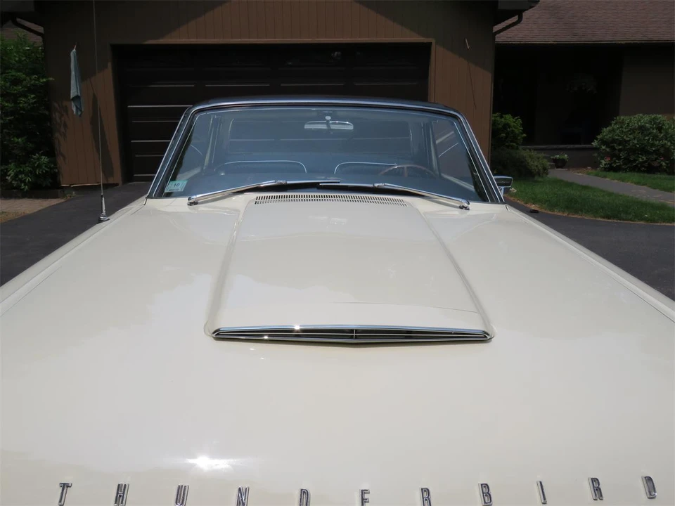 1964 Ford Thunderbird 4th Gen - Image 6 of 31