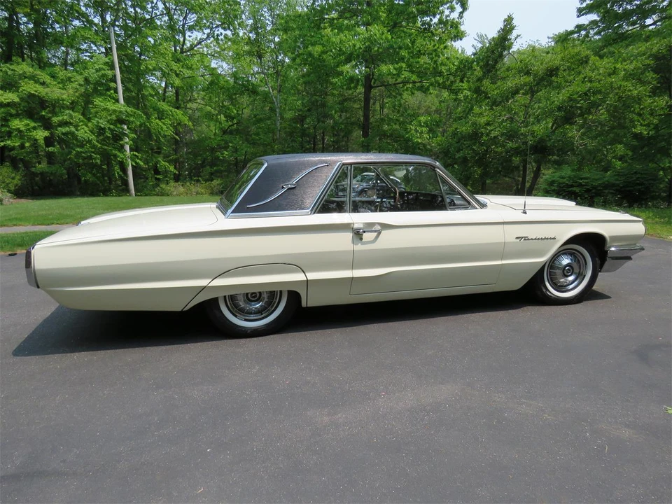 1964 Ford Thunderbird 4th Gen - Image 7 of 31