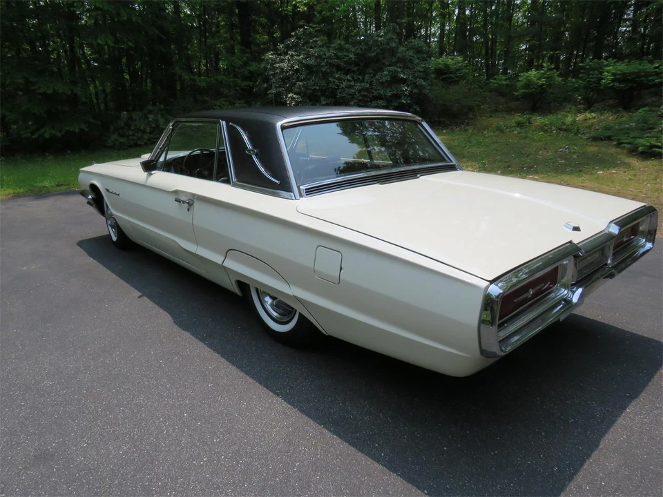 1964 Ford Thunderbird 4th Gen - Image 3 of 31