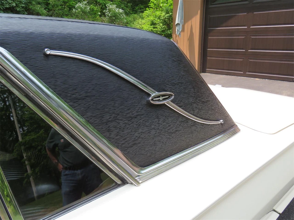 1964 Ford Thunderbird 4th Gen - Image 11 of 31