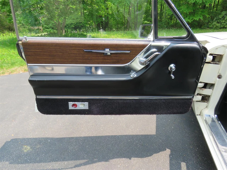 1964 Ford Thunderbird 4th Gen - Image 14 of 31