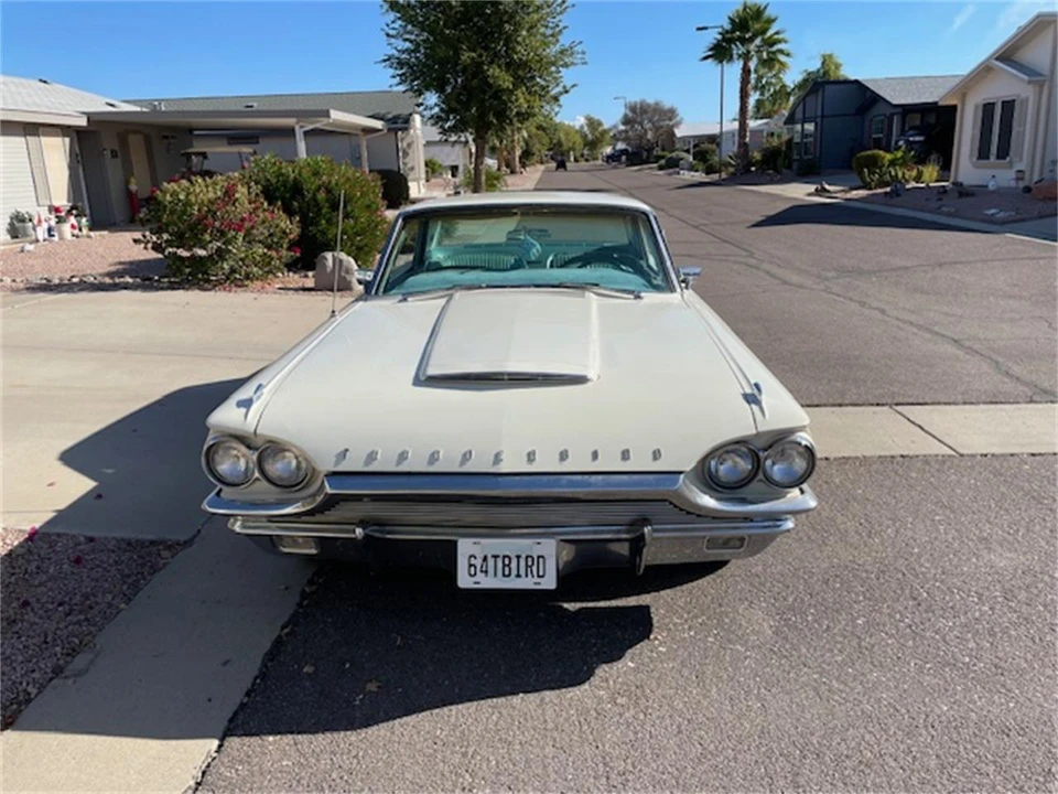 1964 Ford Thunderbird 4th Gen - Image 4 of 9