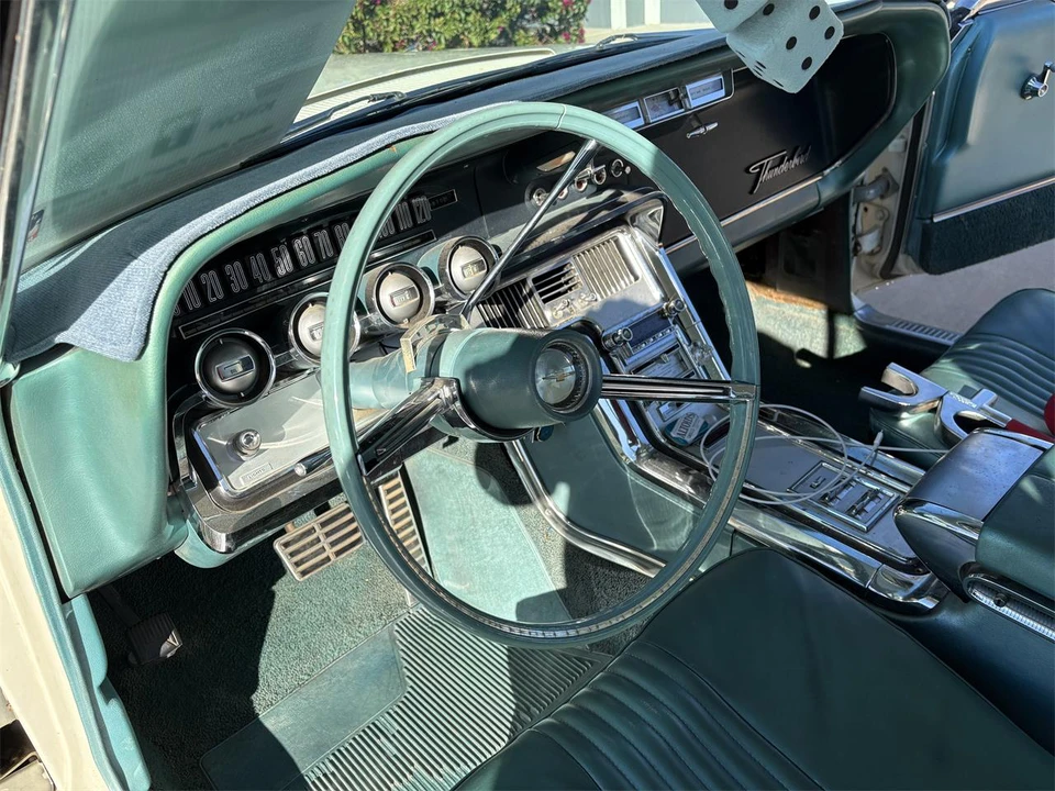 1964 Ford Thunderbird 4th Gen - Image 5 of 9