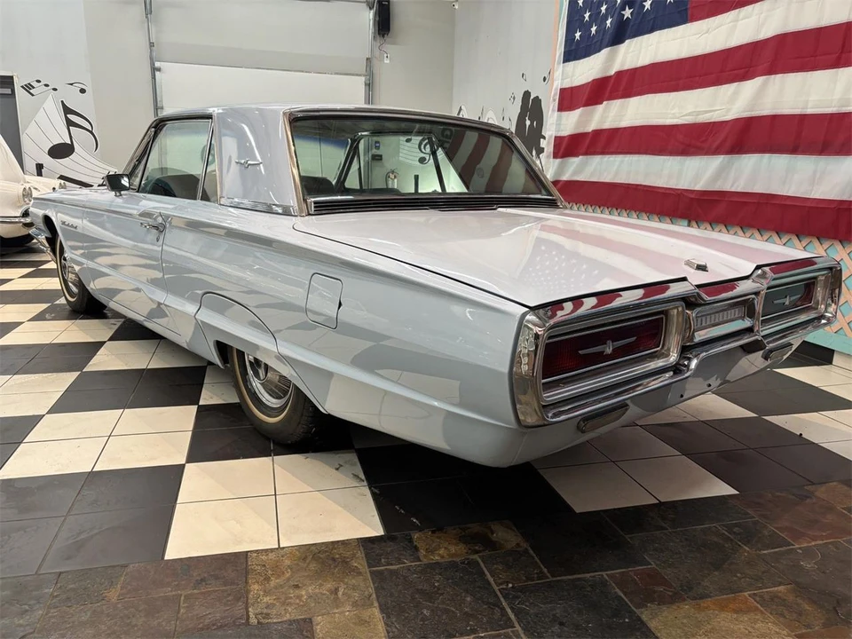 1964 Ford Thunderbird 4th Gen - Image 17 of 31