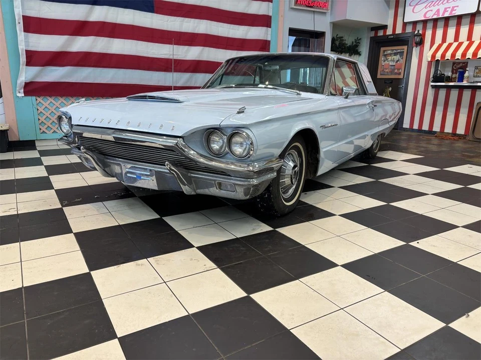 1964 Ford Thunderbird 4th Gen - Image 10 of 31