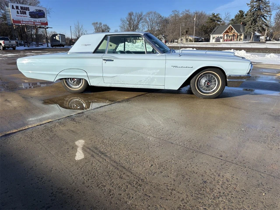 1964 Ford Thunderbird 4th Gen - Image 4 of 31