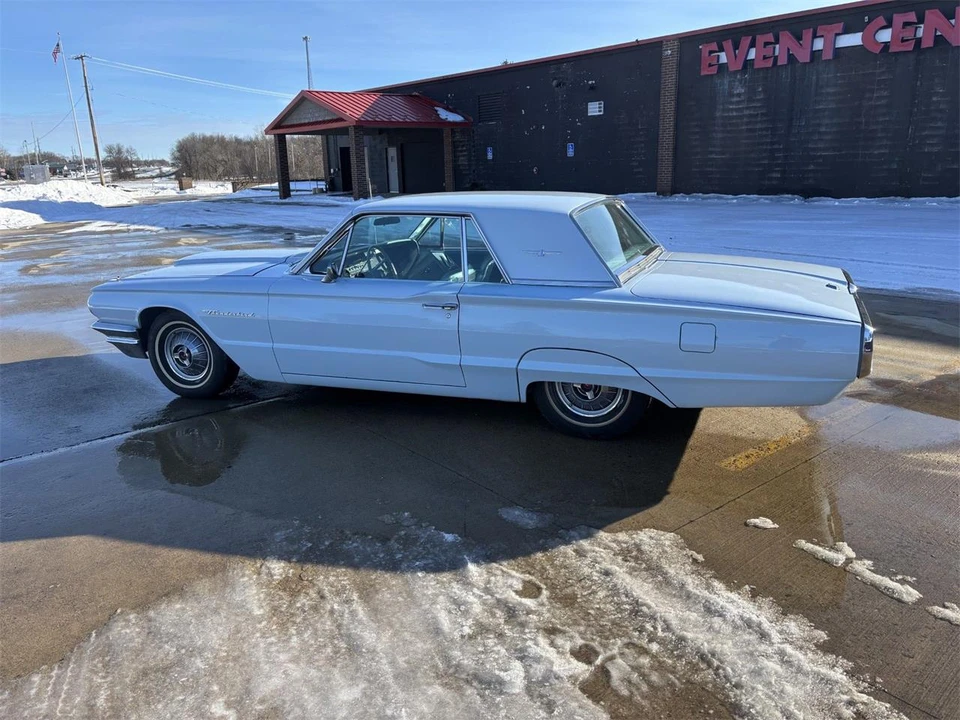 1964 Ford Thunderbird 4th Gen - Image 8 of 31