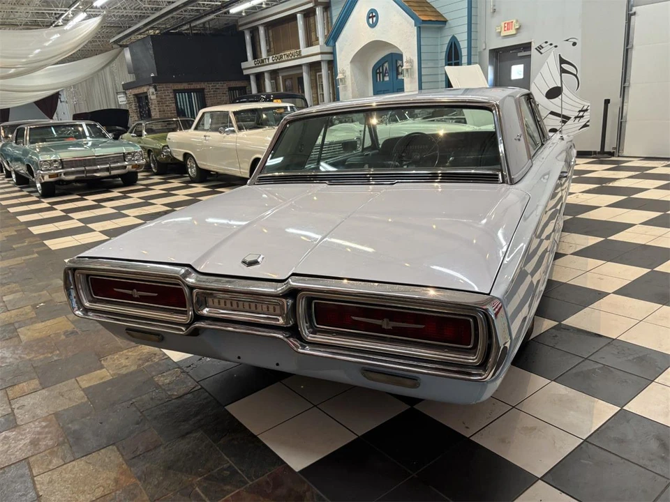 1964 Ford Thunderbird 4th Gen - Image 15 of 31