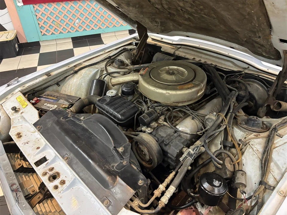 1964 Ford Thunderbird 4th Gen - Image 22 of 31