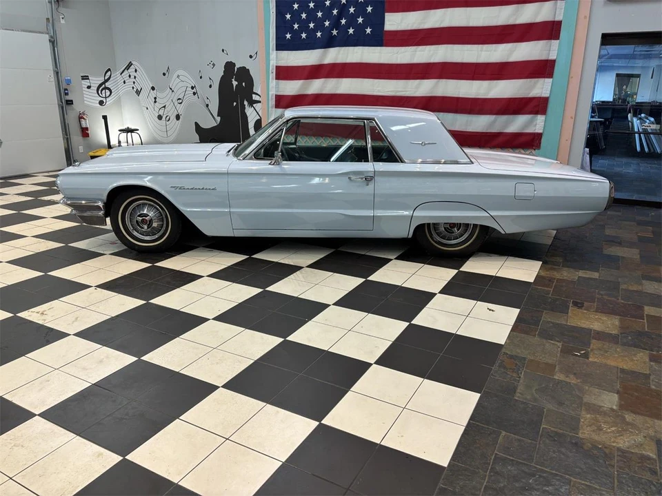 1964 Ford Thunderbird 4th Gen - Image 18 of 31