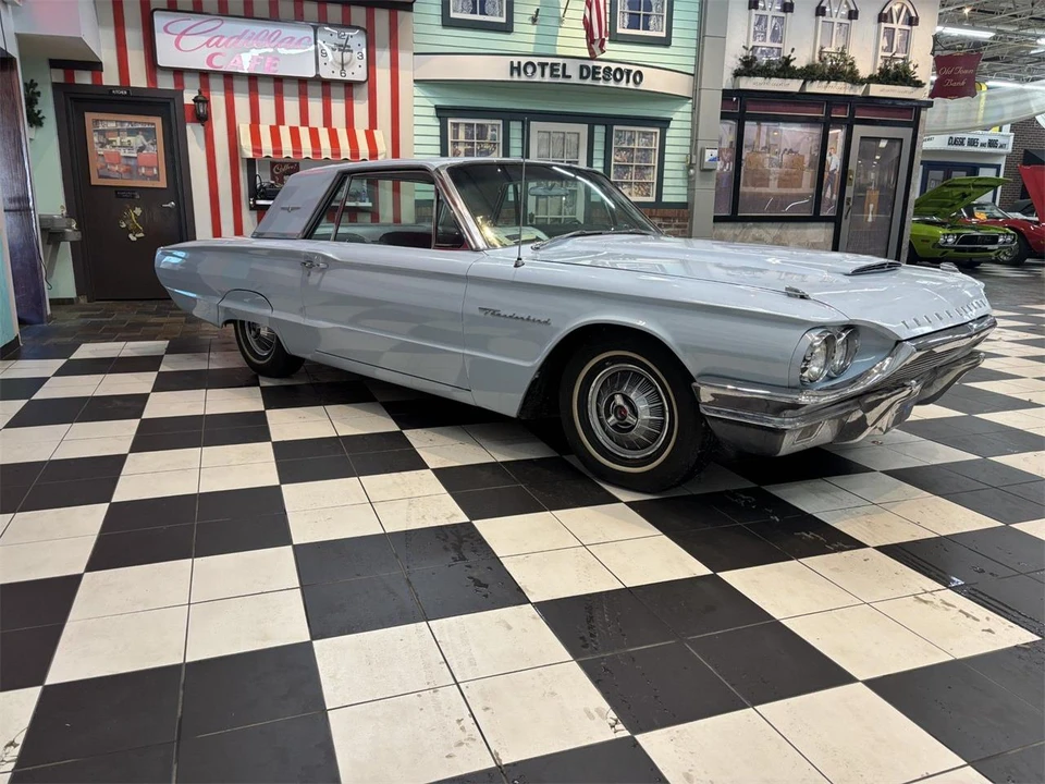 1964 Ford Thunderbird 4th Gen - Image 14 of 31