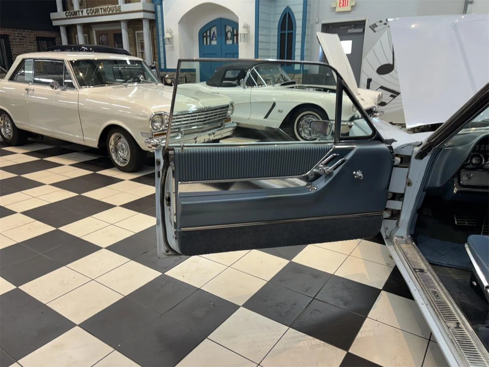 1964 Ford Thunderbird 4th Gen - Image 30 of 31
