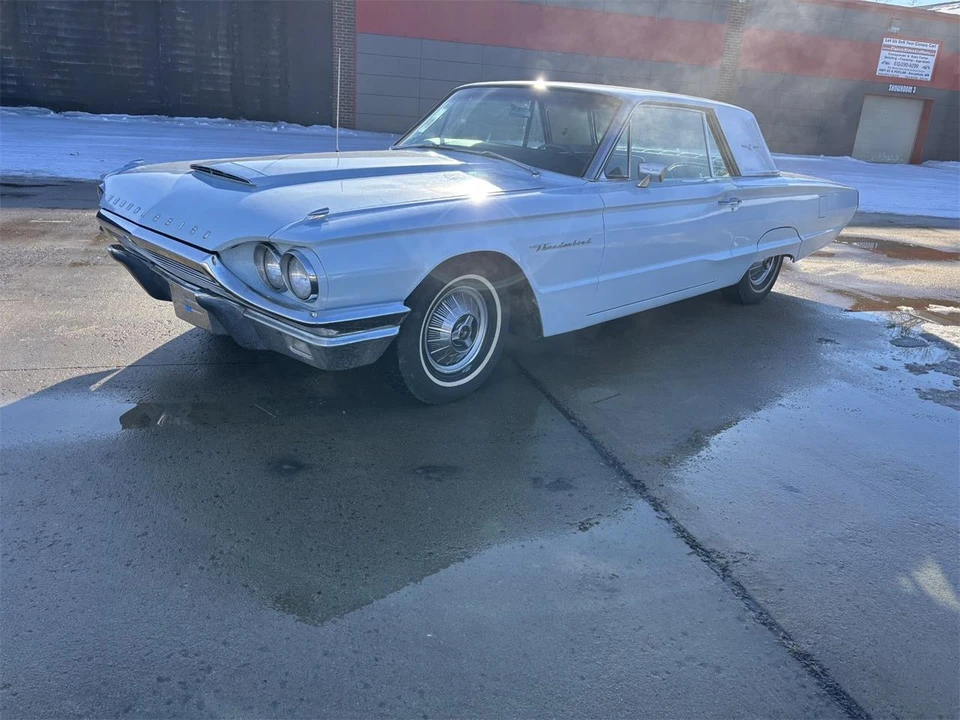 1964 Ford Thunderbird 4th Gen - Image 9 of 31