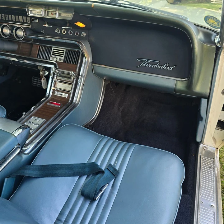 1964 Ford Thunderbird 4th Gen - Image 21 of 31