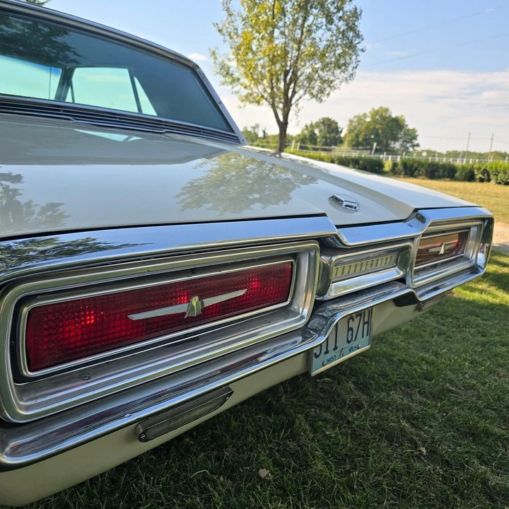1964 Ford Thunderbird 4th Gen - Image 10 of 31