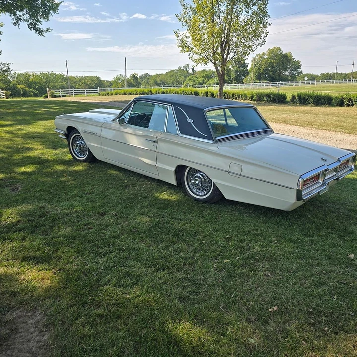 1964 Ford Thunderbird 4th Gen - Image 5 of 31