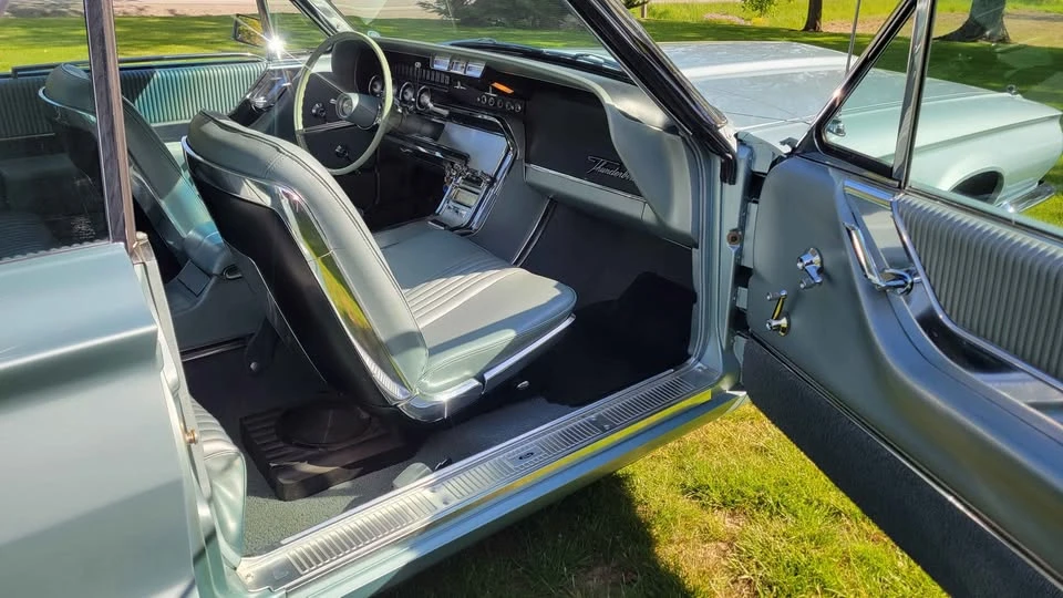 1964 Ford Thunderbird 4th Gen - Image 8 of 17