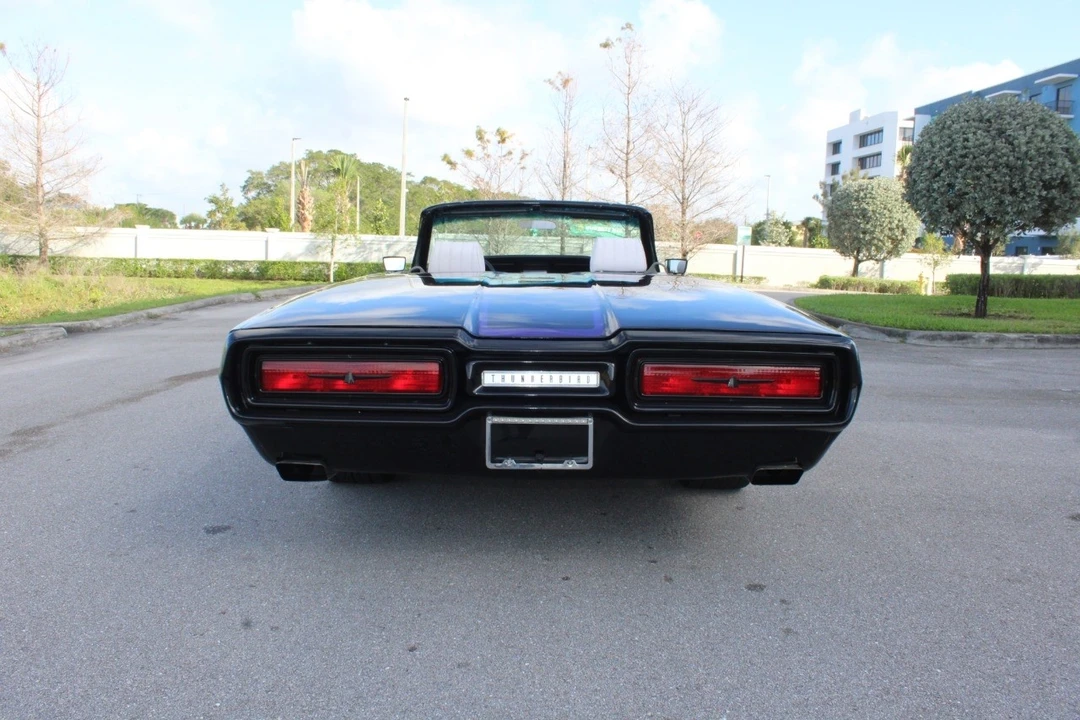 1964 Ford Thunderbird 3rd Gen - Image 7 of 12