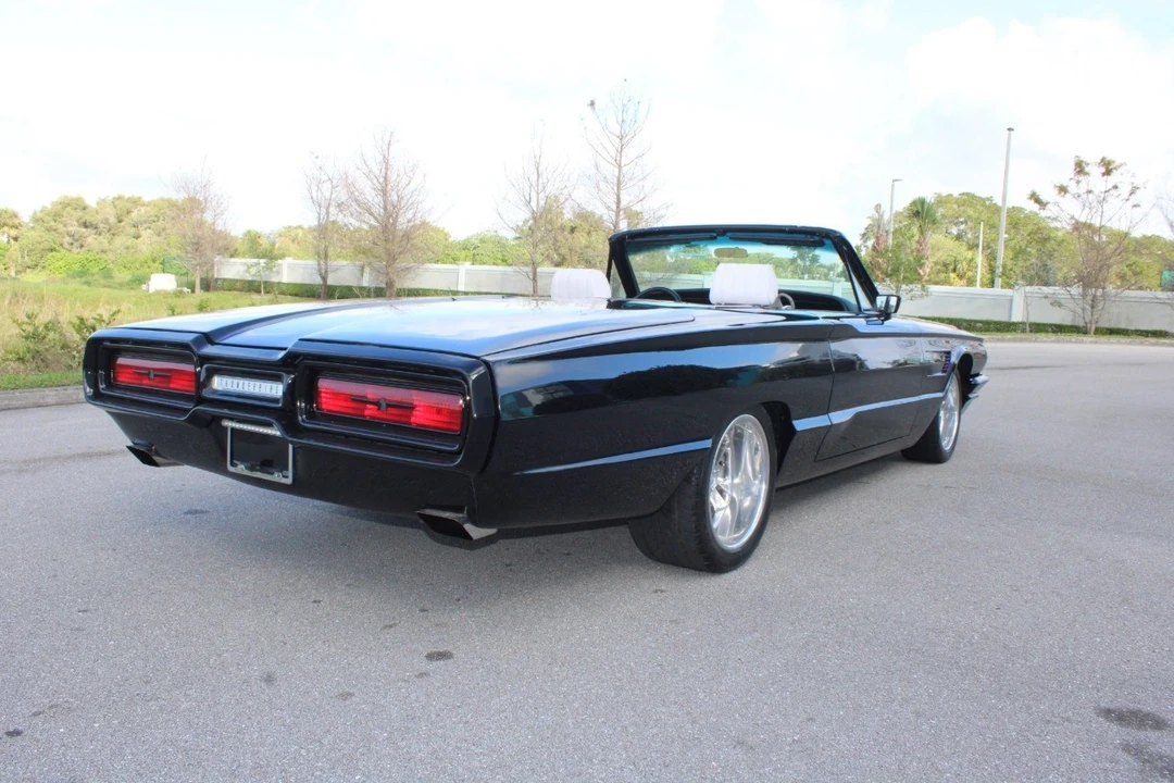 1964 Ford Thunderbird 3rd Gen - Image 8 of 12