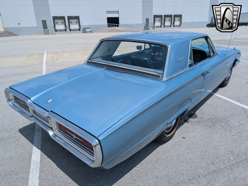 1964 Ford Thunderbird 3rd Gen - Image 9 of 12