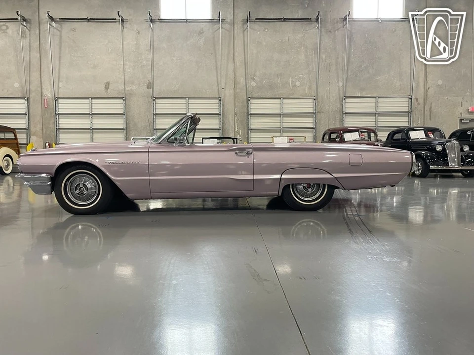 1964 Ford Thunderbird 4th Gen - Image 9 of 12
