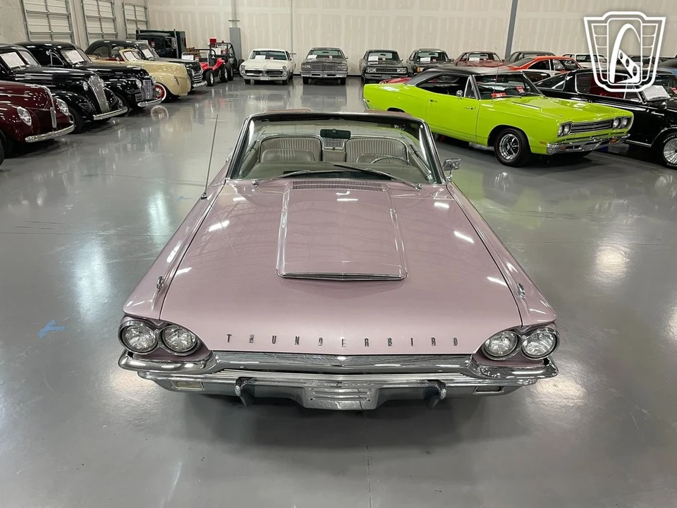1964 Ford Thunderbird 4th Gen - Image 4 of 12