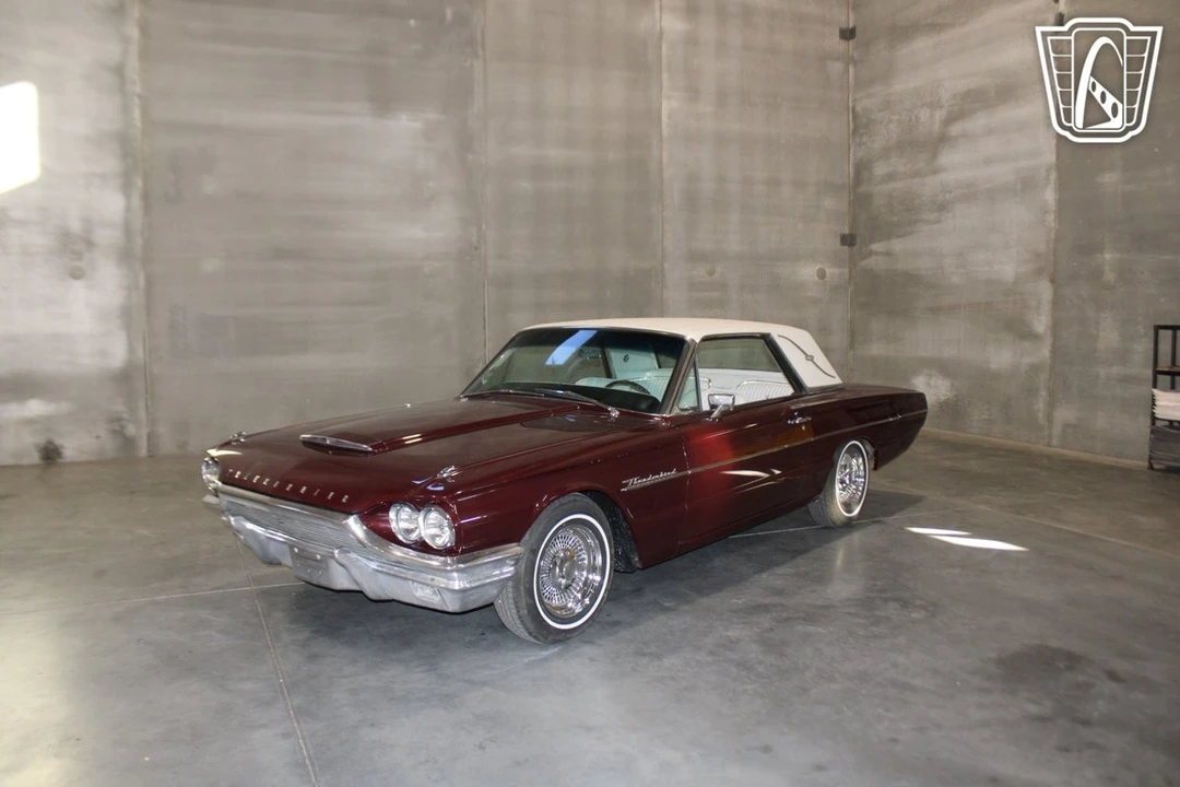 1964 Ford Thunderbird 4th Gen - Image 3 of 12