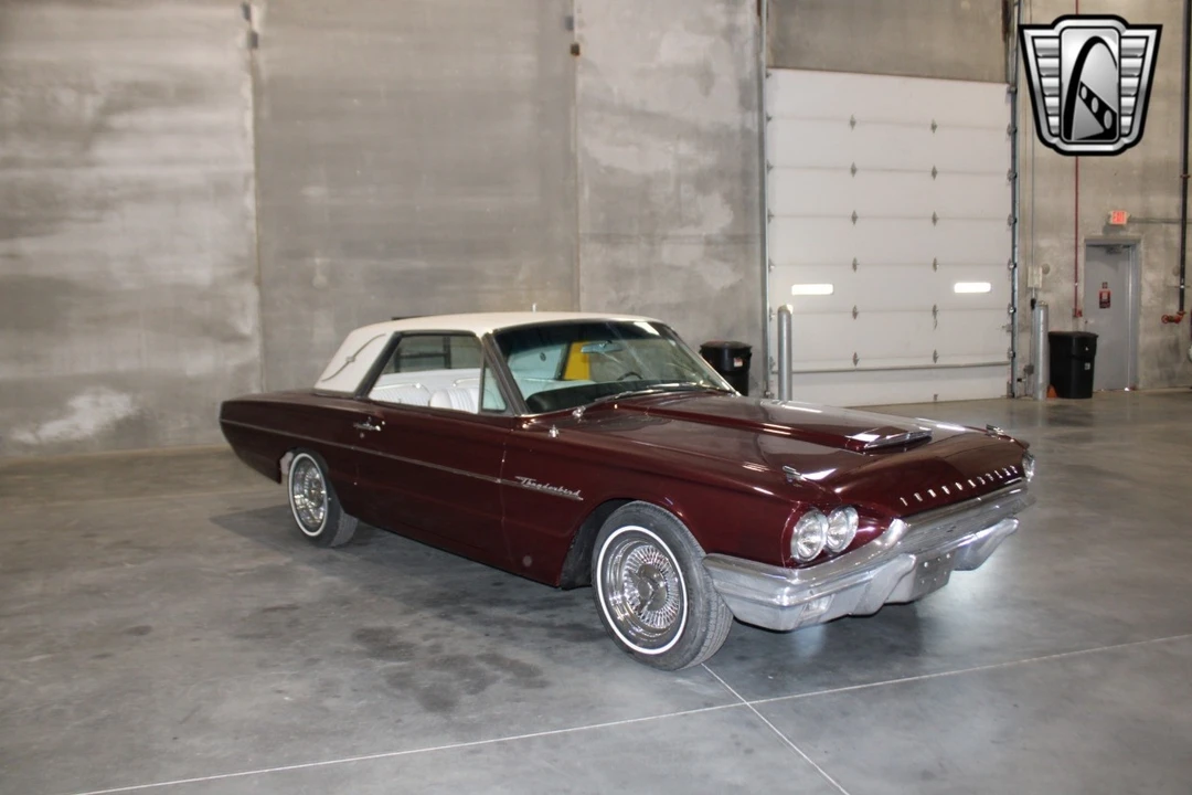 1964 Ford Thunderbird 3rd Gen - Image 7 of 12