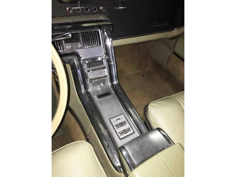 1964 Ford Thunderbird 4th Gen - Image 17 of 24